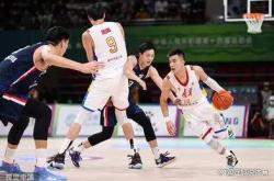 包含广厦男篮训练开放日，冲刺阶段强势反弹引欢呼，法甲在即，细节决定成败的词条