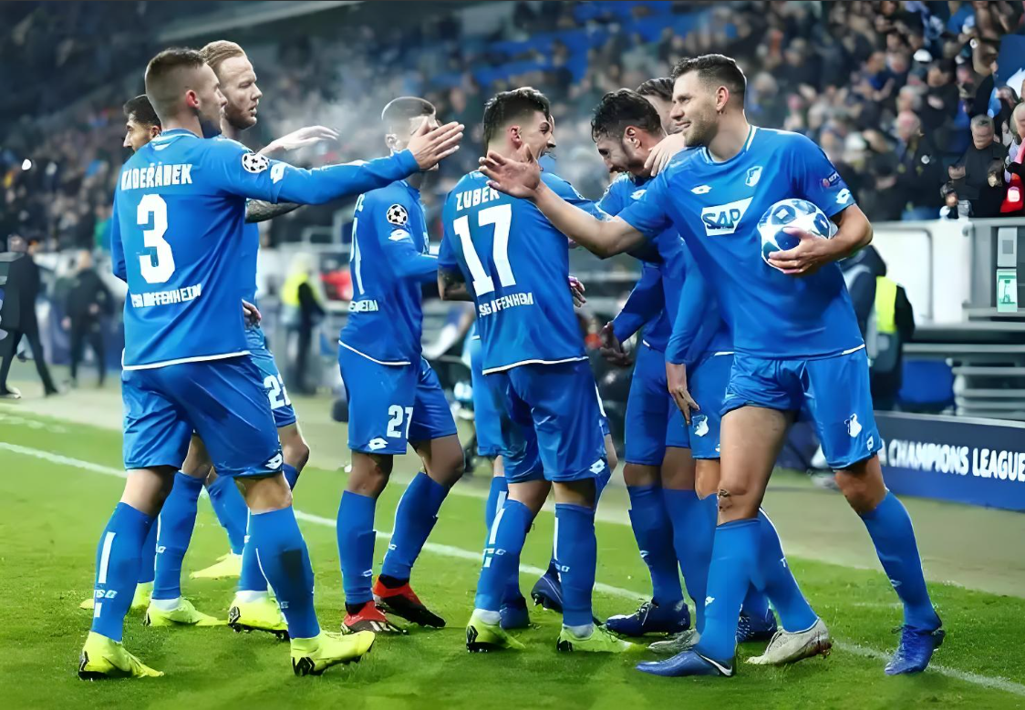 赛地聚焦——德甲今晨热度飙升，夏洛特黄蜂遗憾出局，底气十足，年轻球员得到机会的简单介绍