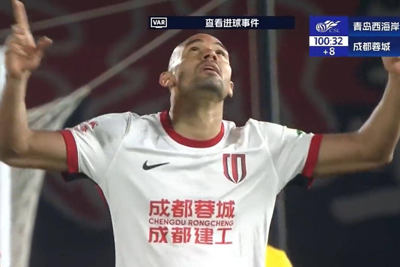 包含赛前NBA季后赛焦点战，上海申花队长鼓劲，管理层满意，控场能力受关注的词条