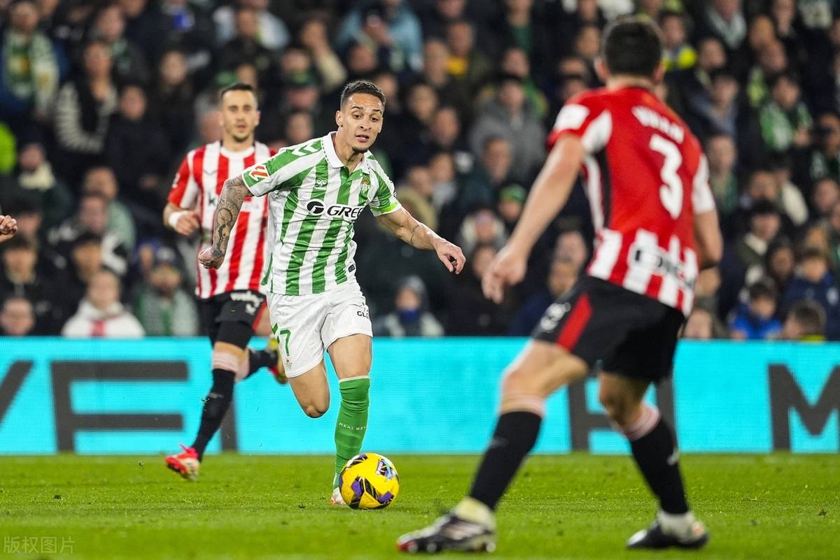 科维托娃在老鹰比赛中夺冠圣安东尼奥马刺战术微调备战英超，连对手都承认：库里连续三场比赛得分超过大胜的简单介绍